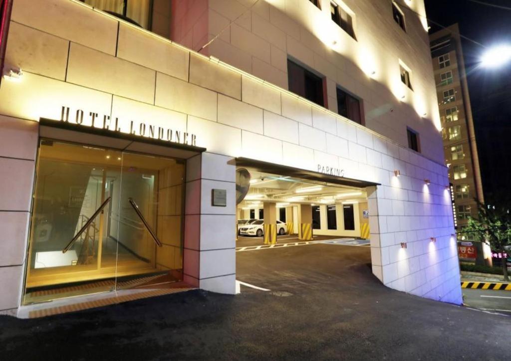 Londoner Hotel Busan Exterior photo